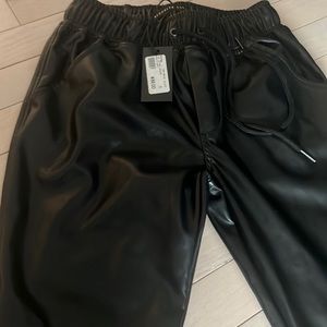MIXOLOGY NWT Brooklyn Karma Faux leather Joggers size Small